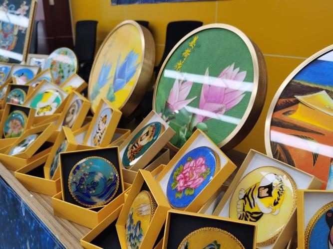 岭南特色手工技艺制作培训举行,助力困境家庭就业创业